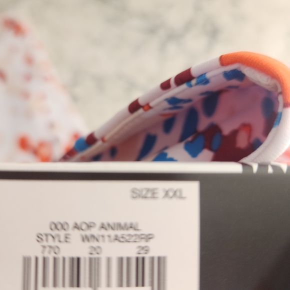 Files High Rise Leggings - Picture 3 of 3